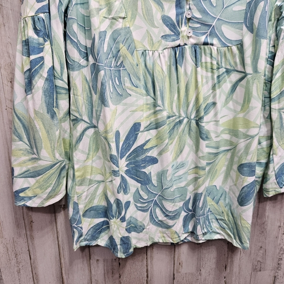 Anne Carson Women's Tropical Floral Bell Sleeve Tunic Blouse NWT Size Small - Picture 4 of 12